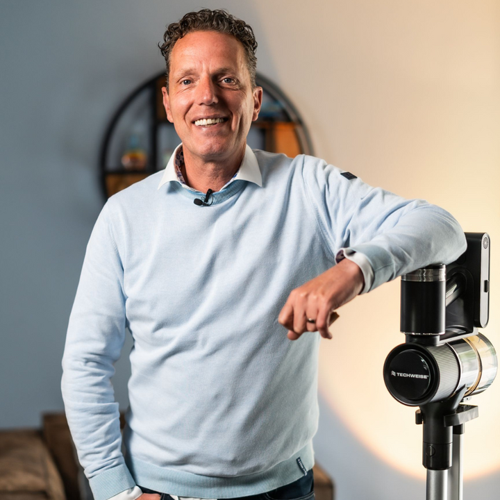 TV1 Cordless Steel Vacuum Cleaner | 90 minutes battery life